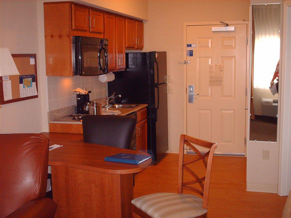 Candlewood Suites Warner Robins By Ihg Rom bilde